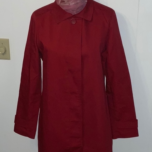 𝅺Gap all weather coat - Picture 2 of 7